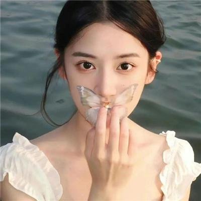 艾拉女士